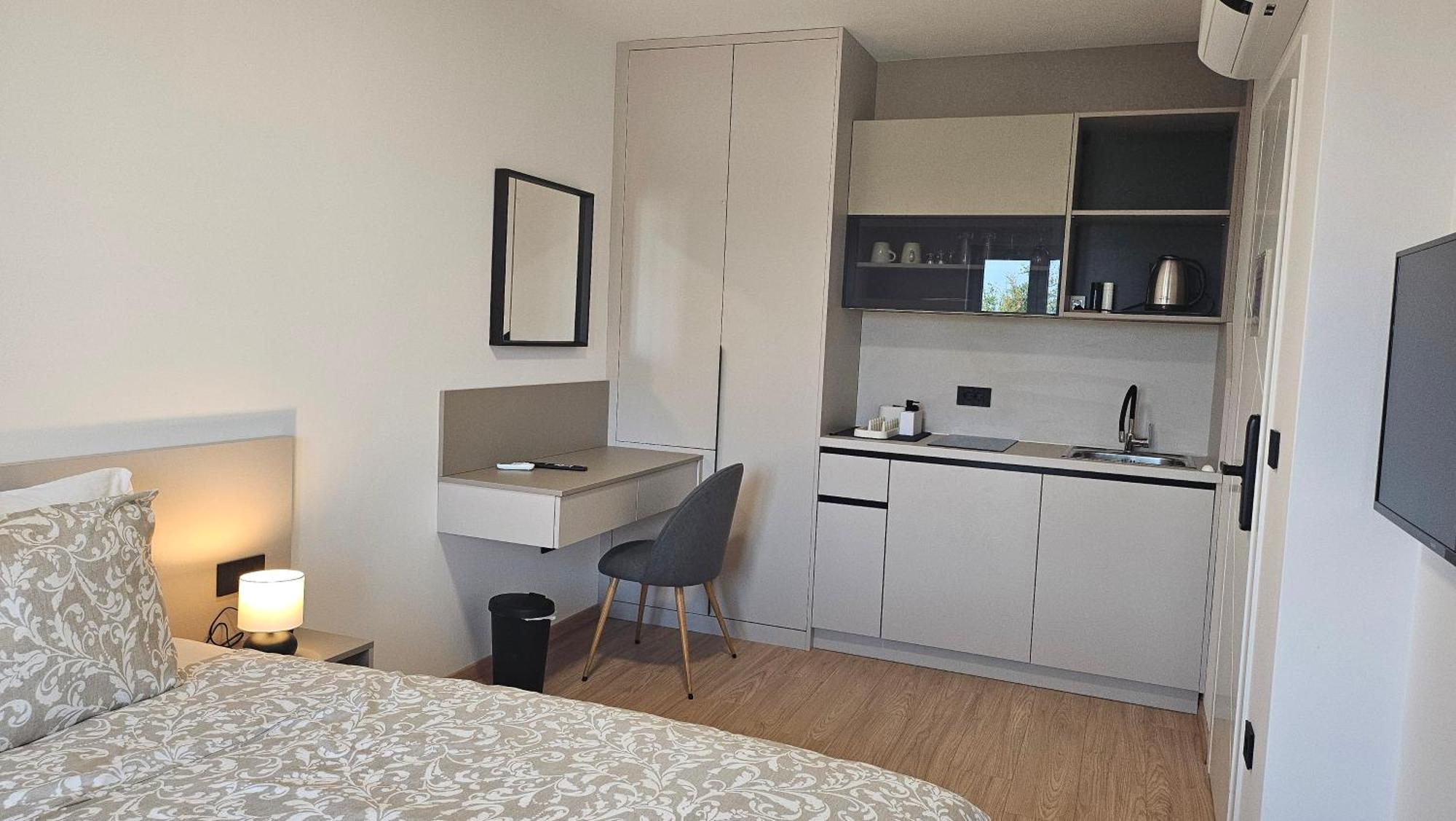 Richi Rooms & App Funtana Exterior foto