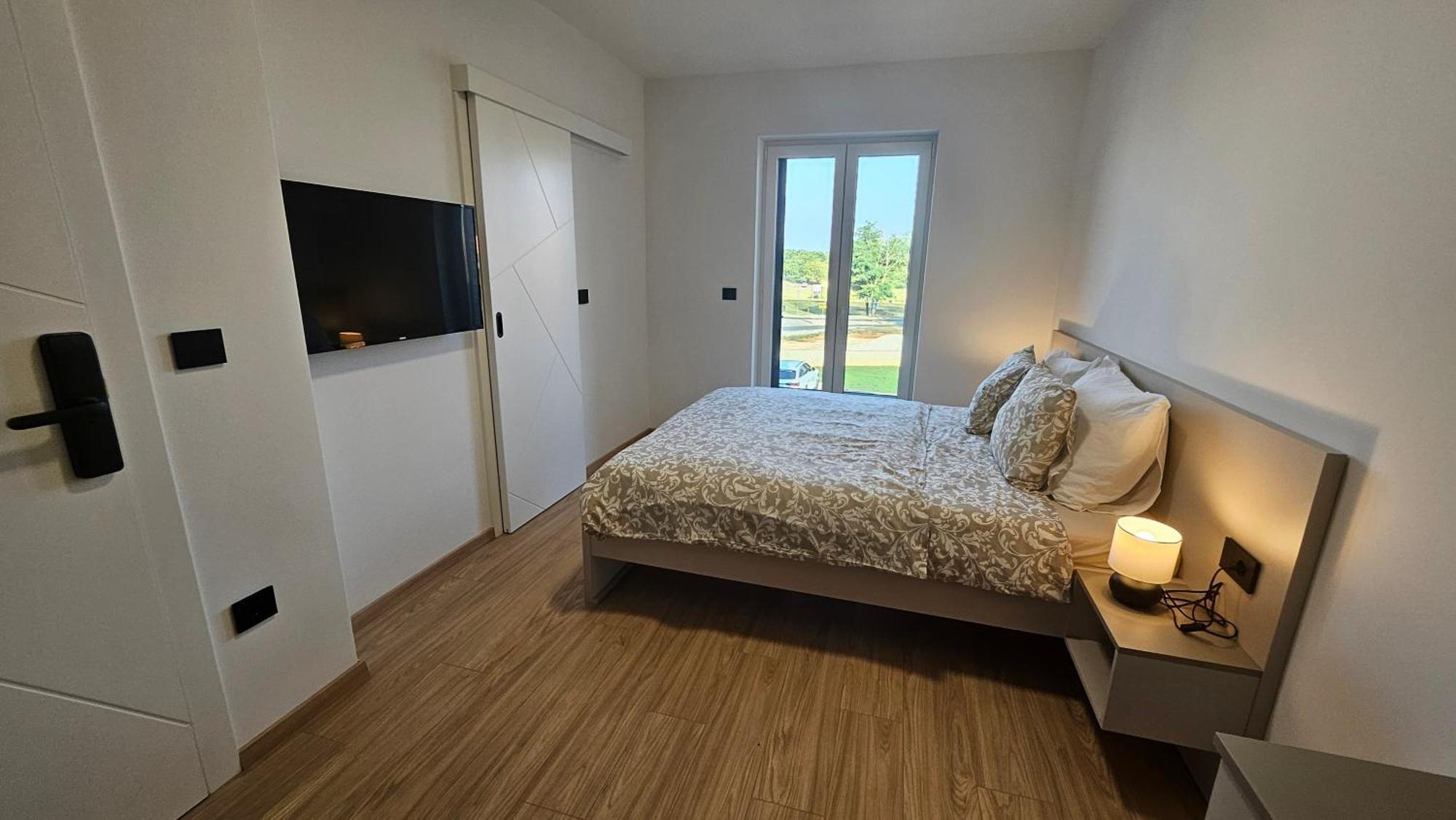 Richi Rooms & App Funtana Exterior foto